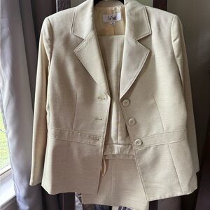 Le Suit Beige Pants Suite Ensemble